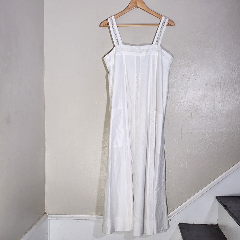 Mia Golondrina White Sleeveless Dress
